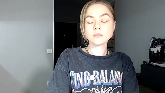 Snapshot of Sunbeam_ chatting on March 22, 2026, 9:07 pm Sunbeam online show from March 22, 2026, 9:07 pm