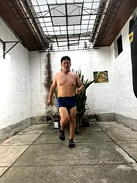 oliver price1 online show from September 22, 2025, 7:38 pm