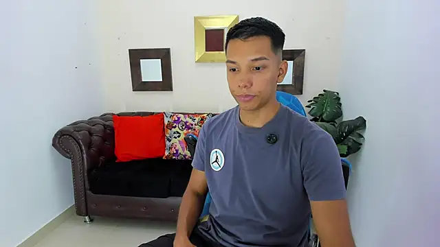 Snapshot of Edwin_Blaz chatting on September 26, 2025, 3:43 am Edwin Blaz online show from September 26, 2025, 3:43 am