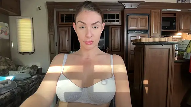 Milfywaysx online show from October 16, 2025, 7:15 pm