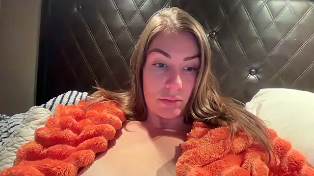 Milfywaysx online show from October 19, 2025, 2:23 am