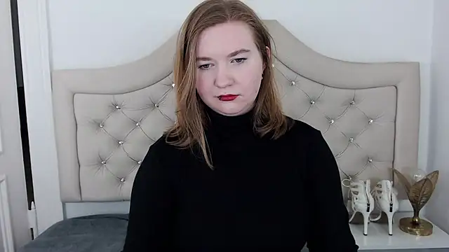 LaraDream online show from December 21, 2024, 7:03 am