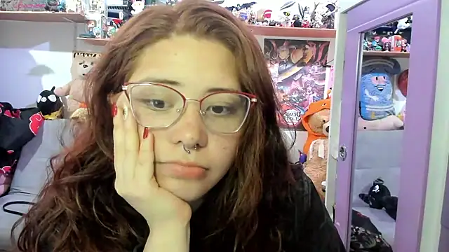 soficammy online show from May 11, 2026, 11:02 pm