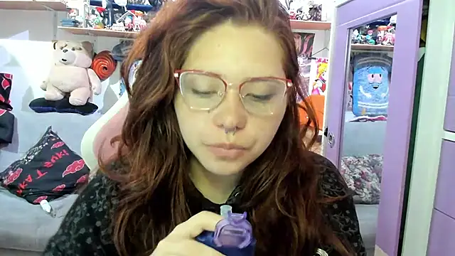 soficammy online show from June 17, 2026, 11:05 pm