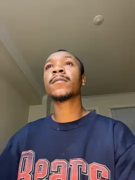 Snapshot of Letgeti chatting on October 24, 2025, 1:03 am Letgeti online show from October 24, 2025, 1:03 am