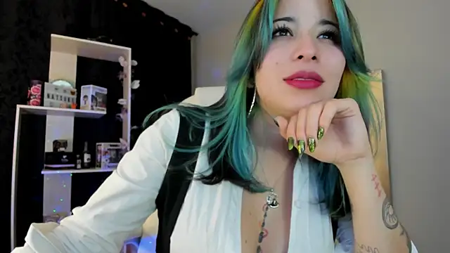 Snapshot of Laughing_Naty chatting on December 19, 2024, 2:56 am Laughing Naty online show from December 19, 2024, 2:56 am