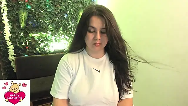 Snapshot of ainohacarter_89 chatting on February 13, 2025, 4:11 am ainohacarter 89 online show from February 13, 2025, 4:11 am