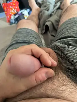 Snapshot of Kellan_and_Kinky_Karen chatting on November 4, 2025, 2:27 pm Kellan and Kinky Karen online show from November 4, 2025, 2:27 pm