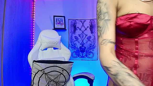 luci fer devil online show from July 24, 2026, 6:39 pm