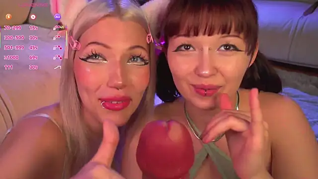 Snapshot of Wildneck chatting on October 8, 2025, 6:16 pm Wildneck online show from October 8, 2025, 6:16 pm