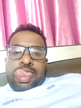 Sammy6432 online show from May 7, 2026, 3:50 pm