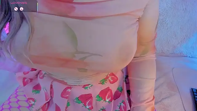 Snapshot of Blessed_Insomnia chatting on February 25, 2026, 2:21 am Blessed Insomnia online show from February 25, 2026, 2:21 am