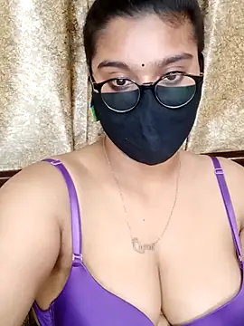 Jasmine jaaan online show from February 25, 2025, 4:24 am